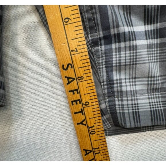 The North Face Mens Plaid Casual Shorts Size 38 Gray/Black Pockets Drawstring - Picture 8 of 12